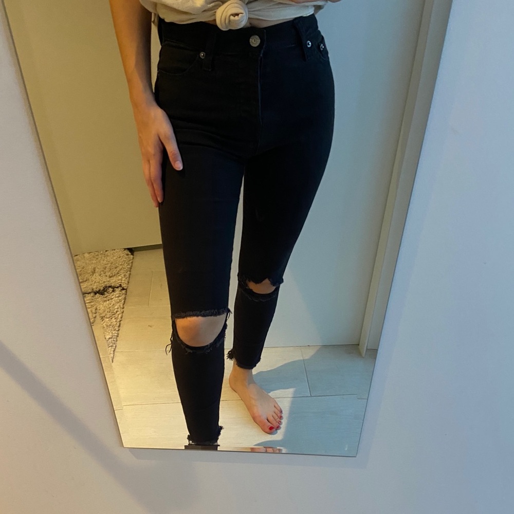 Black distressed jeans